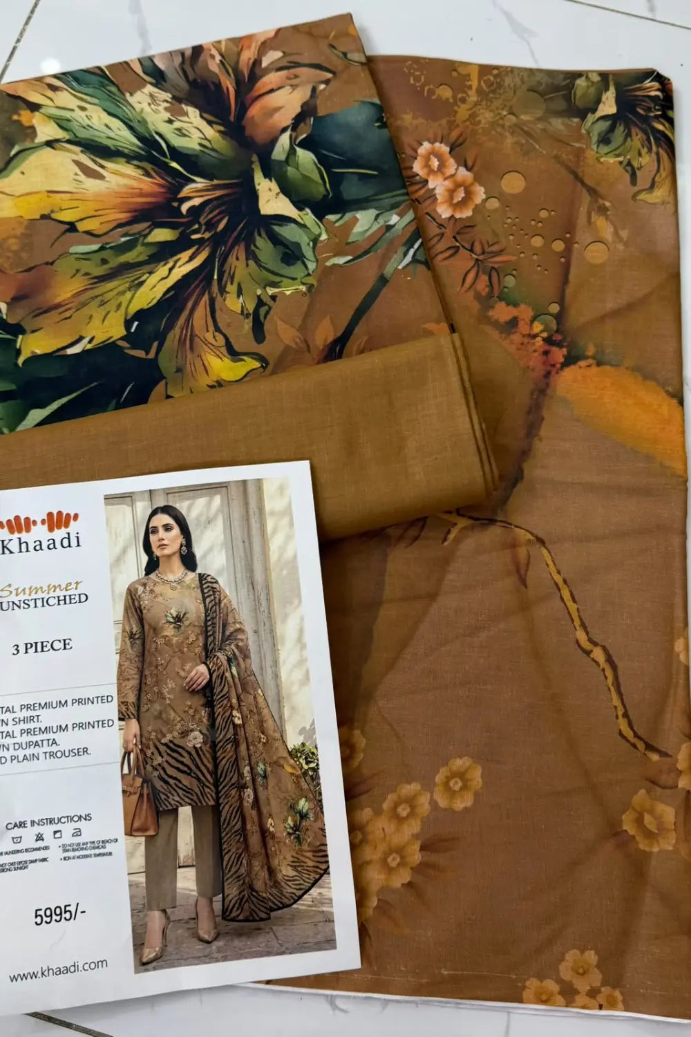 Khaadi Lawn 3 Piece Suit