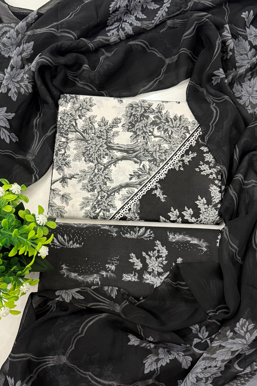 Unstitched Casual Wear Lawn 3 Piece Collection