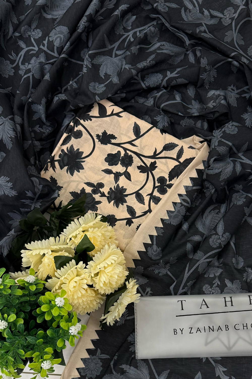 Unstitched Printed Lawn ZC-IVORY SYMPHONY