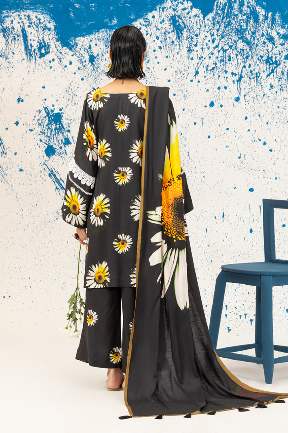 Unstitched Three Piece Printed Lawn GP-03