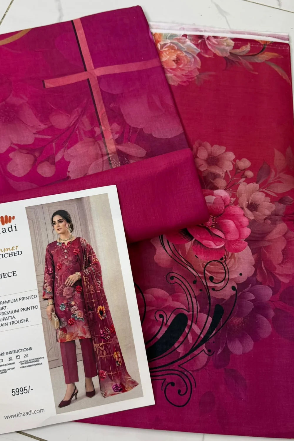 Khaadi Lawn 3 Piece Suit