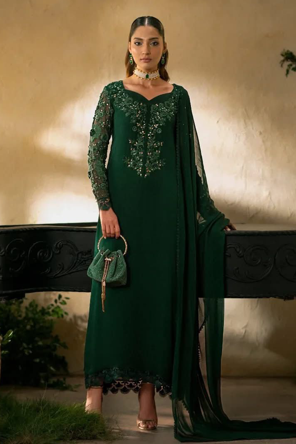 Embroidered Chiffon Unstitched 3 Piece Suit VYFF-37