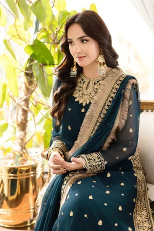 Asim Jofa Green Chiffon 3 Piece Suit