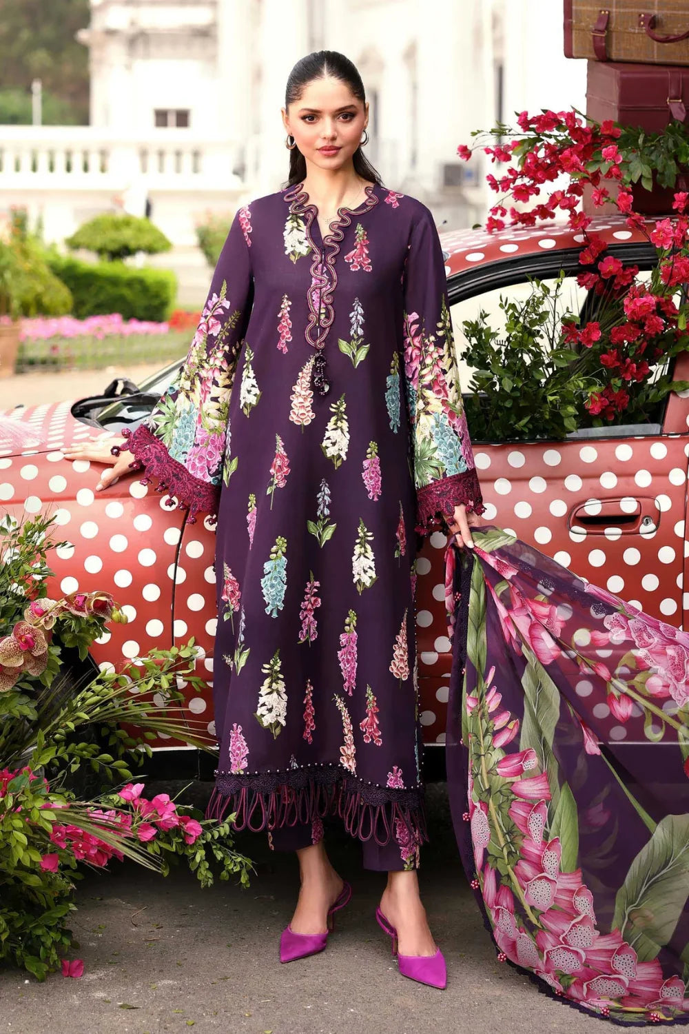 MARIA B. Luxury Lawn 3 Piece Suit