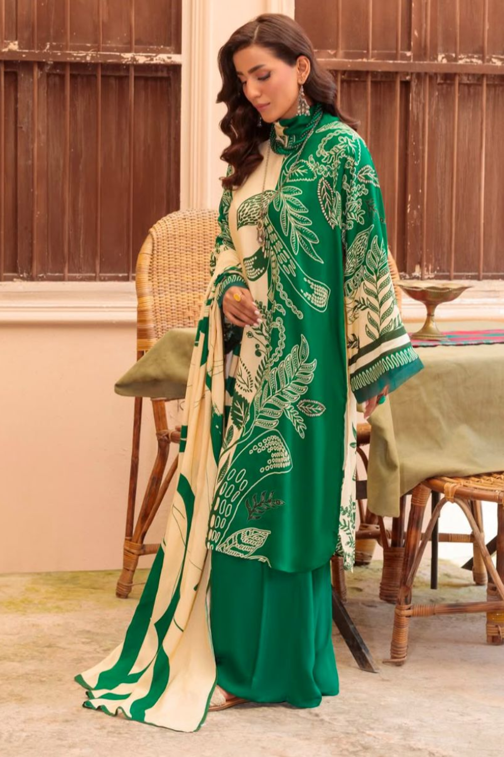 Unstitched Three Piece Printed Lawn GP-01