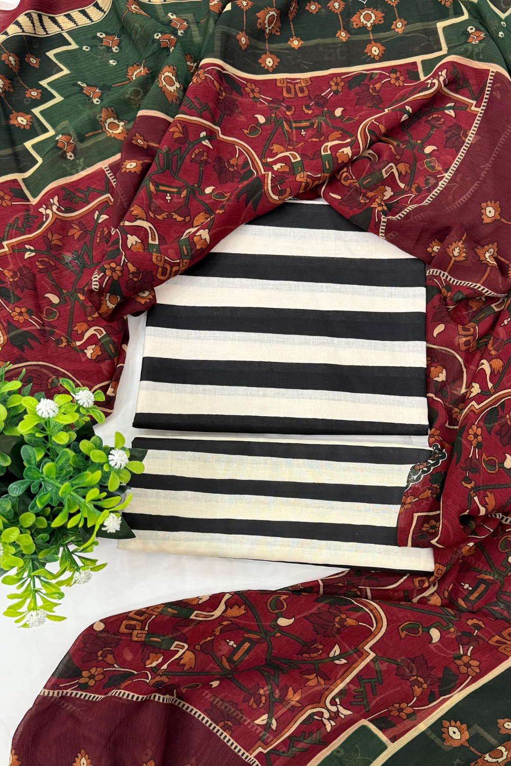 Unstitched Casual Wear Lawn 3 Piece Collection