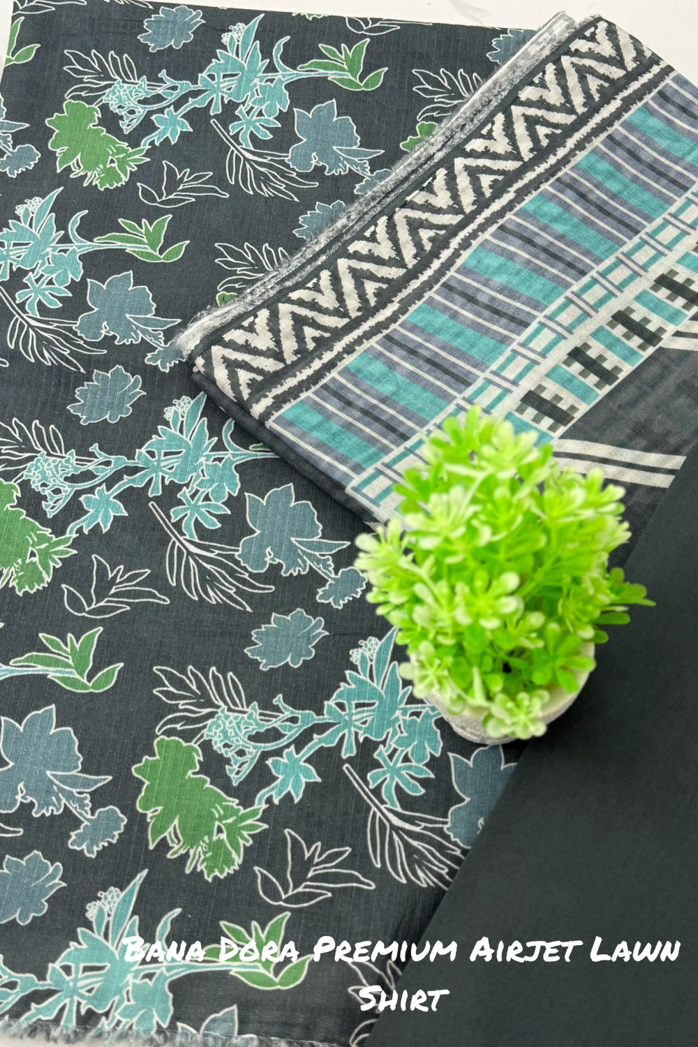 PREMIUM QUALITY BANA DORA UNSTITCHED LAWN THREE PIECE CAUSAL WEAR