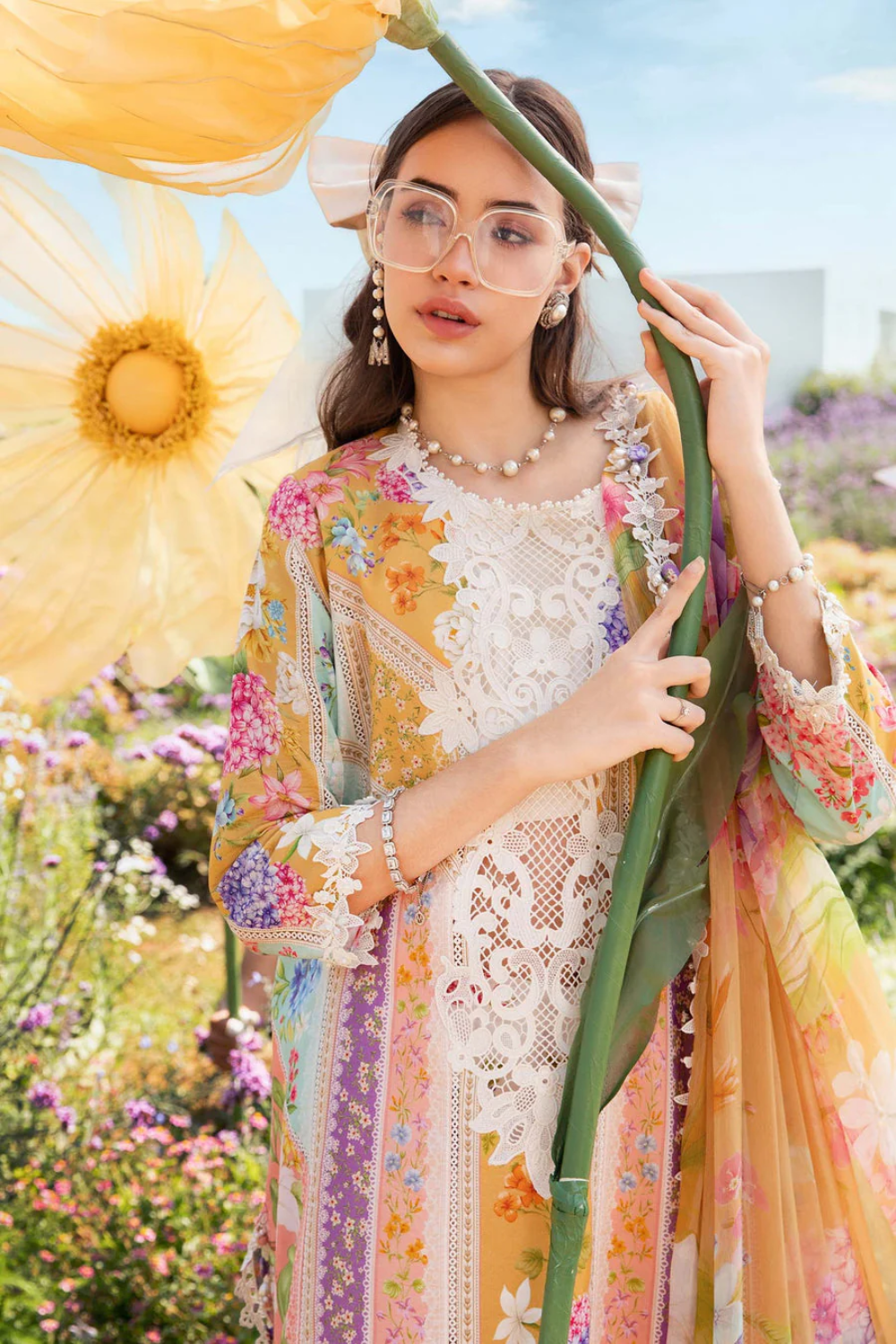 Unstitched 3 Piece Embroidered Lawn MPT-2509A