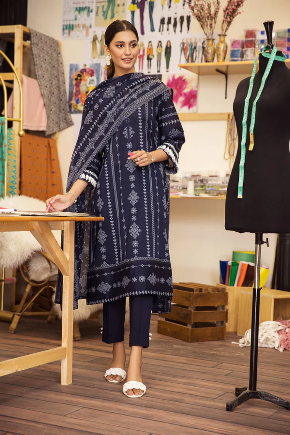 Unstitched Printed Lawn 42201087-R