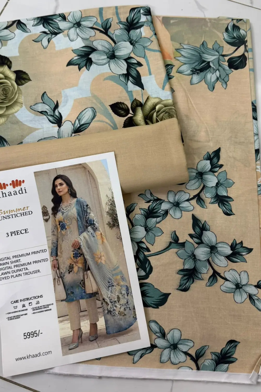 Khaadi Lawn 3 Piece Suit