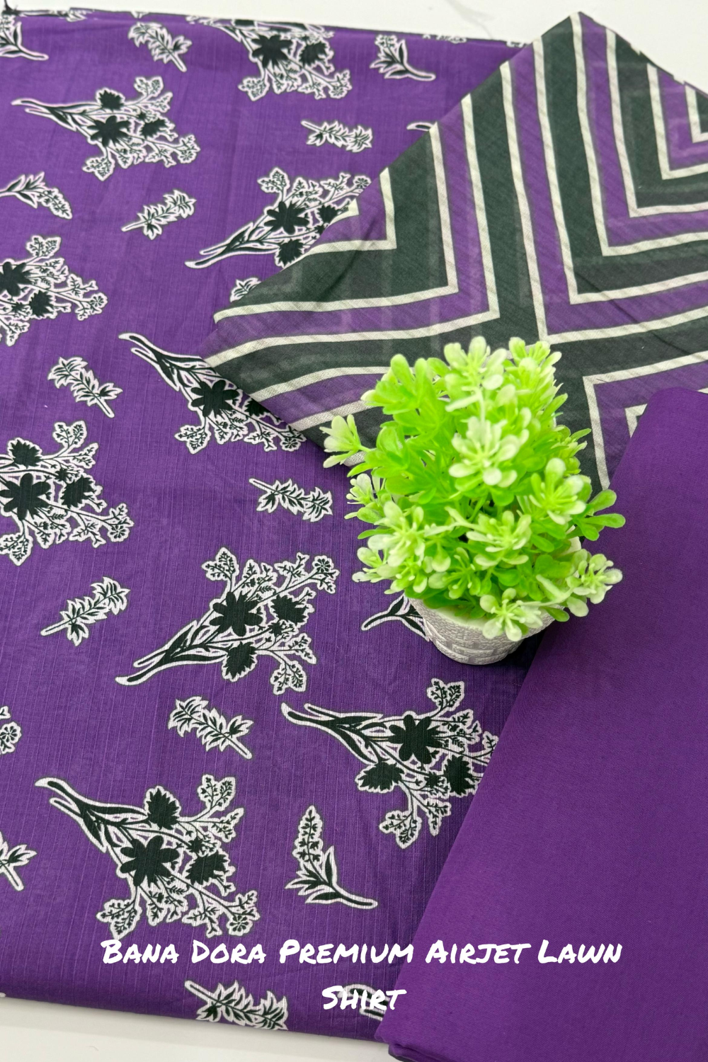 PREMIUM QUALITY BANA DORA UNSTITCHED LAWN THREE PIECE CAUSAL WEAR