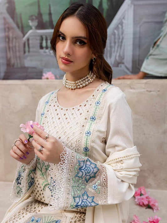 Mahnur Luxury Embroidered Lawn 3-Piece Suit